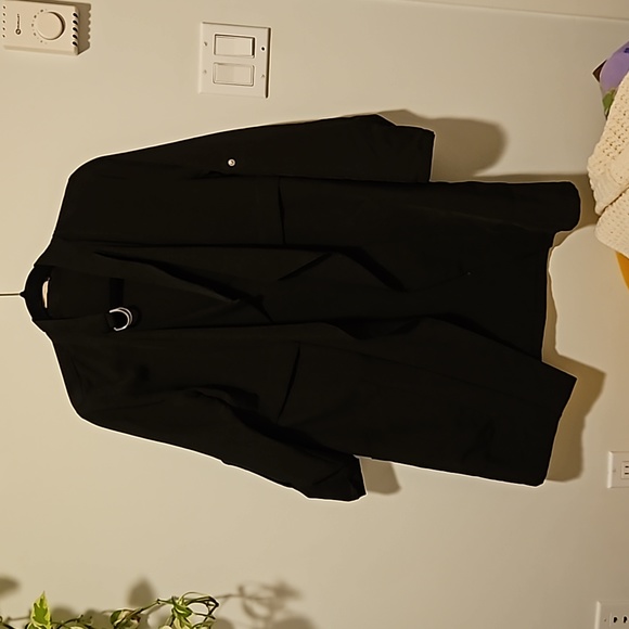 Black medium length blazer - Picture 1 of 4